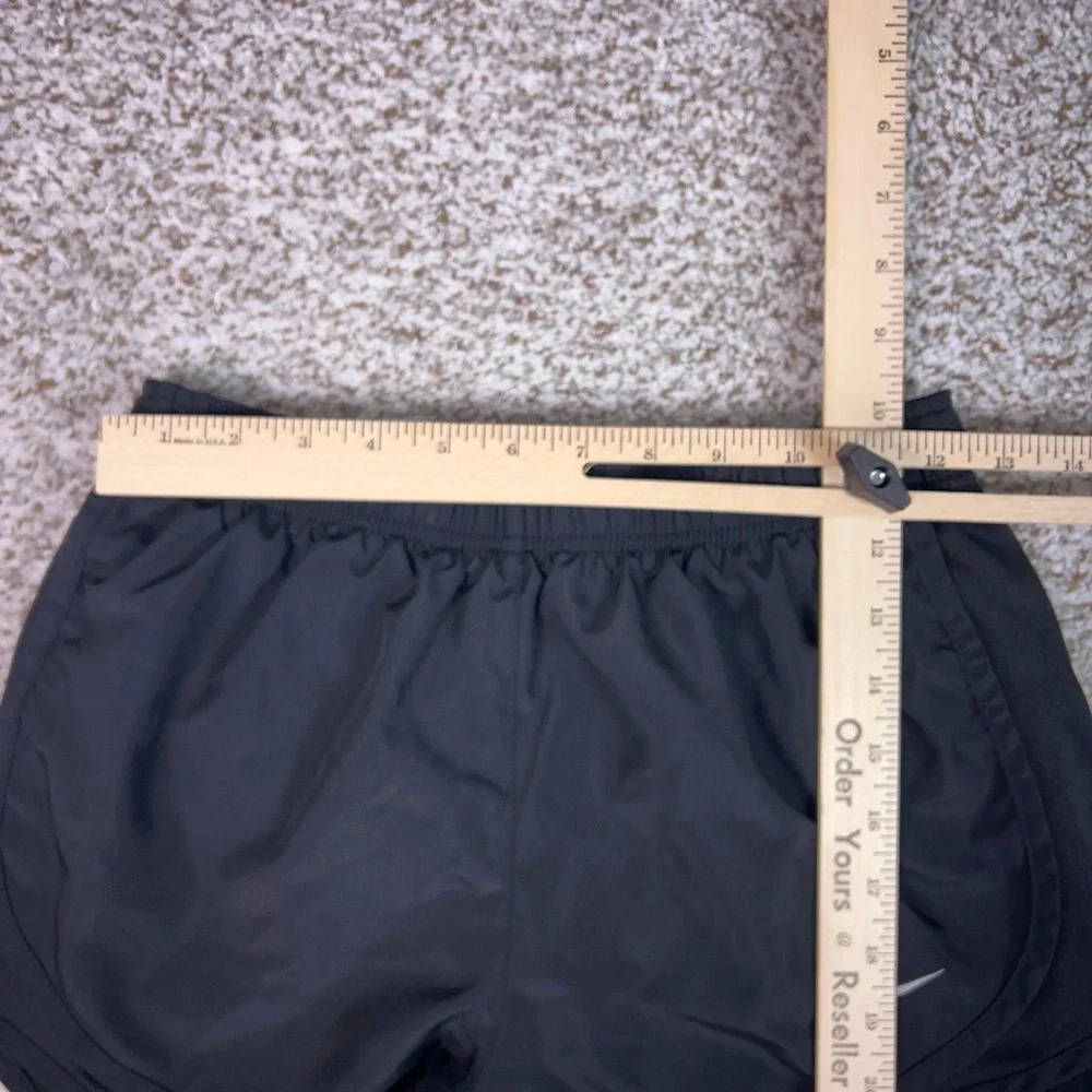 Nike Shorts Women Size S Black Dri-FIT Running Activewear Lined Athletic Tempo